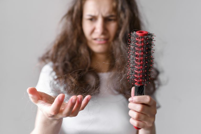 caída de cabello por estrés